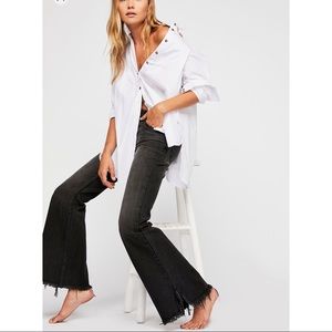 SALE FREE PEOPLE VINTAGE JEANS RAW EDGE FLARE NO